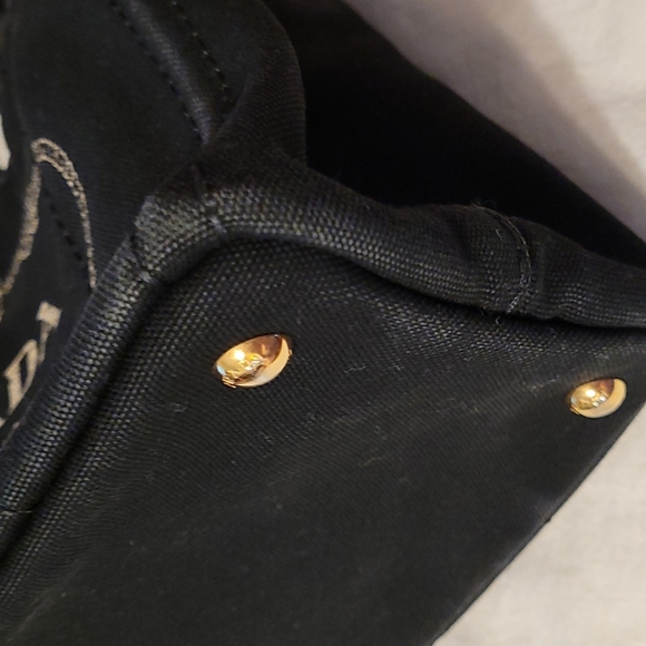 Prada Canapa - Picture 7 of 14